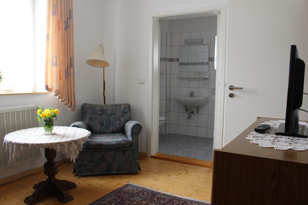 Altes Schulhaus Otel Niederschlettenbach Dış mekan fotoğraf