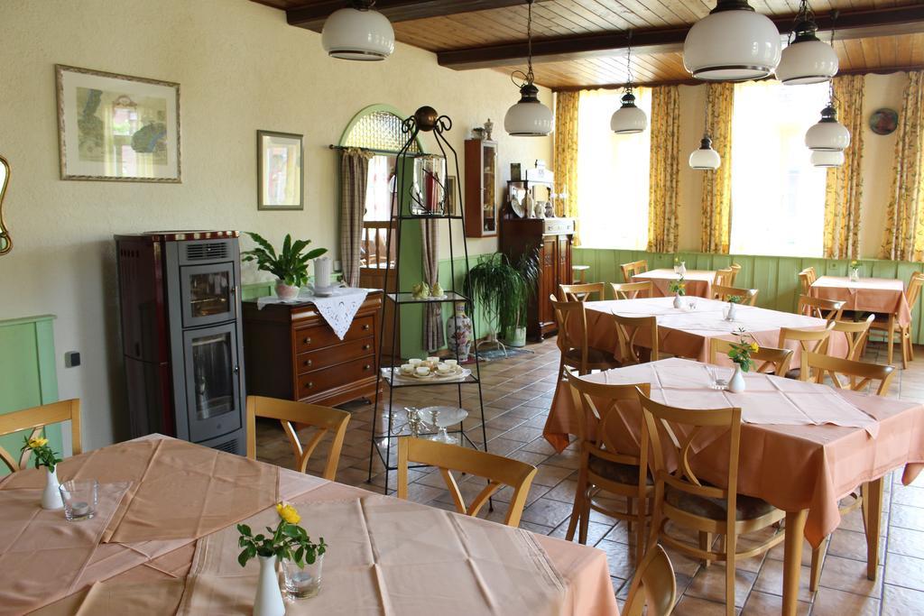 Altes Schulhaus Otel Niederschlettenbach Dış mekan fotoğraf